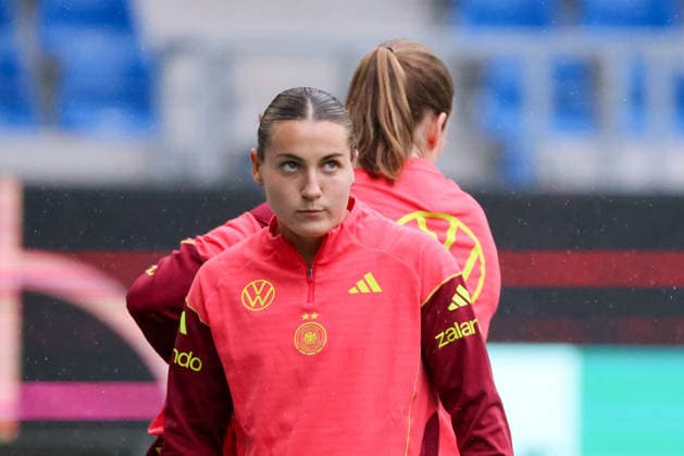 Karlsruhe, Deutschland: 08.10.2026 - Deutsche Fußballnationalmannschaft der Frauen - Abschlusstraining - Testspiel Deutschland vs. Australien Im Bild: Carlotta Wamser (Deutschland) Copyright: HMBxMedia MadeleinexFantini