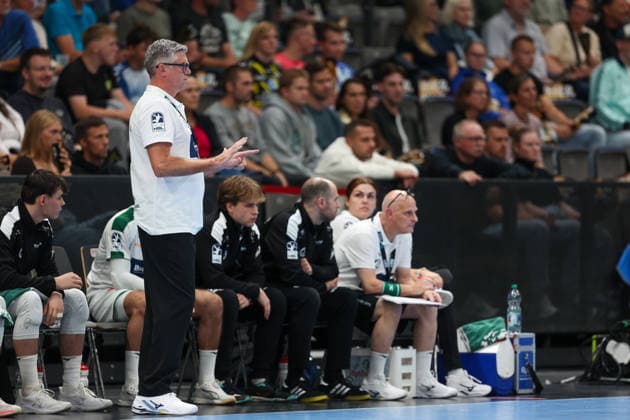 Runar Sigtryggsson (HSG Wetzlar, Trainer) GER, TVB Stuttgart vs. HSG Wetzlar, Handball, Opel Handball-Bundesliga, 8. Spieltag, Spielzeit 2026 2027, 08.10.2026 GER, TVB Stuttgart vs. HSG Wetzlar, Handball, Opel Handball-Bundesliga, 8. Spieltag, Spielzeit 2026 2027, 08.10.2026 Stuttgart Copyright: xEibner-Pressefoto SoerenxHerwegx EP_SHG