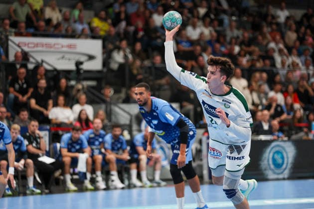 Marti Soler (HSG Wetzlar, 23) beim Wurf GER, TVB Stuttgart vs. HSG Wetzlar, Handball, Opel Handball-Bundesliga, 8. Spieltag, Spielzeit 2026 2027, 08.10.2026 GER, TVB Stuttgart vs. HSG Wetzlar, Handball, Opel Handball-Bundesliga, 8. Spieltag, Spielzeit 2026 2027, 08.10.2026 Stuttgart Copyright: xEibner-Pressefoto SoerenxHerwegx EP_SHG