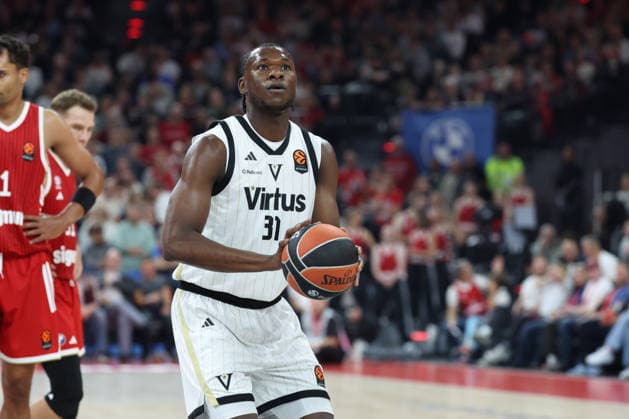 Aliou Diarra (Virtus Bologna, 31) mit Ball, GER, FC Bayern Basketball vs. Virtus Bologna, Basketball, Euroleague, 4. Spieltag, Saison 2026 2027, 08.10.2026, GER, FC Bayern Basketball vs. Virtus Bologna, Basketball, Euroleague, 4. Spieltag, Saison 2026 2027, 08.10.2026 Muenchen Copyright: xEibner-Pressefoto JennixMaulx EP_JML