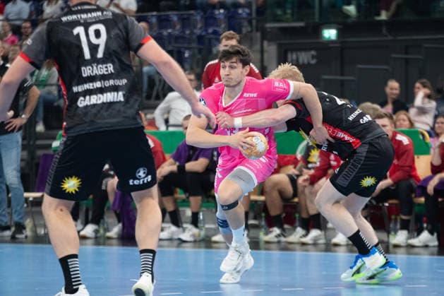 Handball, HBL2: SC DHfK Leipzig - TuS N-Lübbecke; 08.10.2026 Matej Klima (13, SC DHfK Leipzig) setzt sich durch. Handball, 2. Bundesliga, Saison 2026 2027, 7. Spieltag: SC DHfK Leipzig vs. TuS N-Lübbecke am 08.10.2026 in der Quarterback Immobilien Arena Leipzig. Copyright: xBEAUTIFULxSPORTS JanxKaeferx