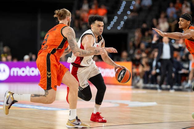 EuroLeague Round 4 match between Valencia Basket and Hapoel IBI Tel Aviv Elijah Bryant of Hapoel IBI Tel Aviv in action during the EuroLeague Round 4 match between Valencia Basket and Hapoel IBI Tel Aviv at Roig Arena, (Valencia ) on October 08, 2026. Copyright: xVicentexVidalxFernandezx