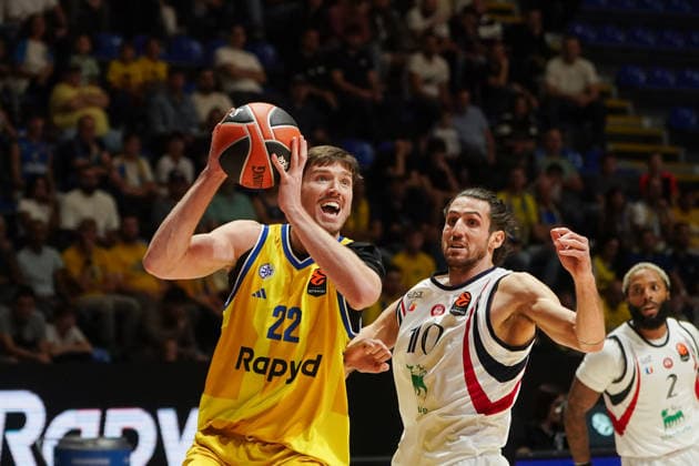 October 8, 2026, Belgrade, Central Serbia, Serbia: 2026108, Belgrade, Serbia - Maccabi Rapyd Tel Aviv and Armani Olimpia Milan play a EuroLeague basketball game at the Aleksandar Nikolic Hall. LEAF TJ in action. Belgrade Serbia - ZUMAd223 20261008_zip_d223_005 Copyright: xMarkoxDimicx
