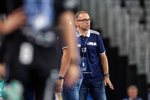HC Zagreb v Aalborg Handbold - EHF Champions League Men Group Phase - Group C ZAGREB, CROATIA - OCTOBER 8: Head coach of HC Zagreb Hrvoje Horvat looks on during the EHF Champions League match between HC Zagreb and Aalborg Handbold at Arena Zagreb on October 8, 2026 in Zagreb, Croatia.  IgorxKralj PIXSELL