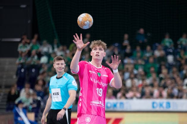Handball, HBL2: SC DHfK Leipzig - TuS N-Lübbecke; 08.10.2026 Finn Schroven (19, SC DHfK Leipzig). Handball, 2. Bundesliga, Saison 2026 2027, 7. Spieltag: SC DHfK Leipzig vs. TuS N-Lübbecke am 08.10.2026 in der Quarterback Immobilien Arena Leipzig. Copyright: xBEAUTIFULxSPORTS JanxKaeferx