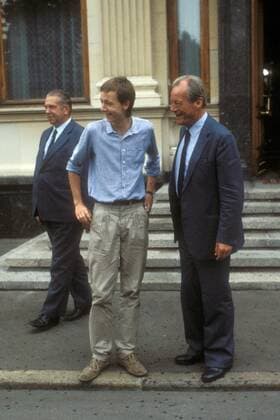 Bundeskanzler Willy Brandt (GER) neben seinem Sohn Matthias Brandt (GER) in Bonn