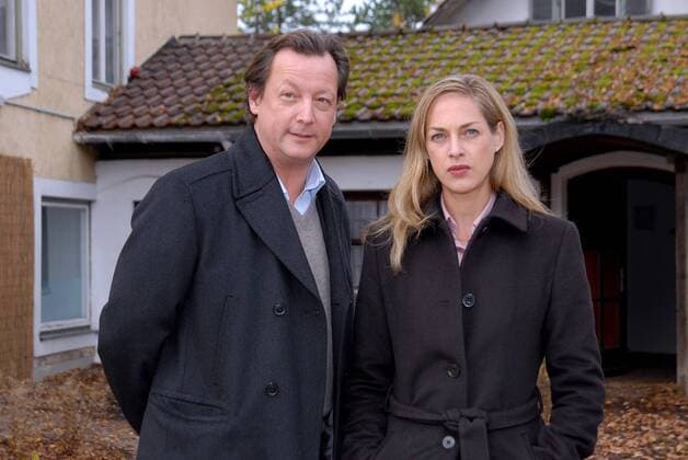 Schauspielerin Sophie von Kessel und Schauspieler Matthias Brandt- Die Tochter des Mördes - (ZDF) Pressetermin in Bad Tölz 
