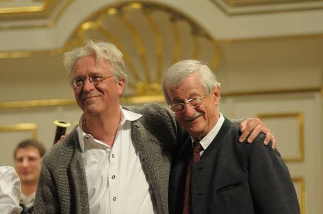 2010 - Gerd Anthoff (li.), Dirigent Rolf Wilhelm, Oper auf Bayrisch, Mozarteum, Kulturvereinigung