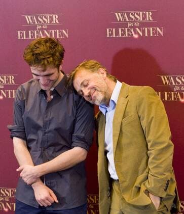Mittwoch, 27. April 2011 Berlin, Photocall zum Film - WASSER FÜR DIE ELEFANTEN - Schauspieler: ROBERT PATTINSON (L) und CHRISTOPH WALTZ