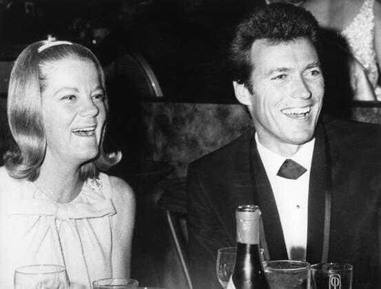 Clint Eastwood with his first wife Maggie Johnson . Mono Print UnitedArchives1224970