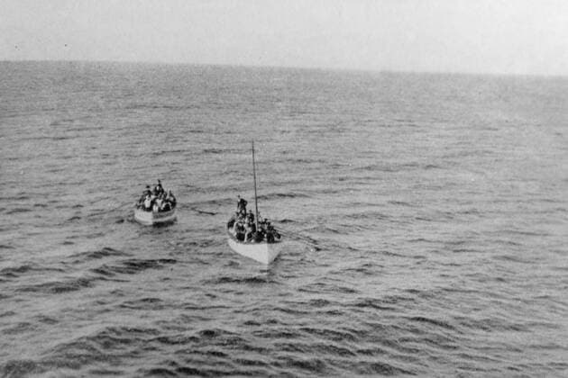 Am 15. April 2012 jährt sich zum 100. Mal der Untergang der Titanic - Am frühen Morgen des 15. April 1912 wurden kurz vor 0:30 Uhr auf der RMS Carpathia die ersten per Funk übermittelten Notrufsignale der Titanic empfangen. Gegen 4:00 Uhr erreichte die Carpathia als erstes Schiff die Unglücksstelle und nahm kurze Zeit später die ersten Überlebenden an Bord. Rettungsboote der Titanic