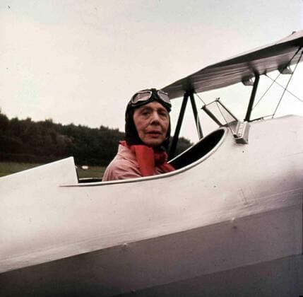 Edith Evans Lady Sophie Fitzmore (Edith Evans) in Szene. 1968 UnitedArchives01275957