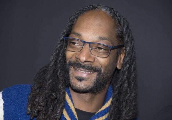 Snoop Dogg attends the premiere of the film Meet the Blacks held at the ArcLight Theater in the Hollywood section of Los Angeles on March 29, 2016.  LAP20160329120 PHILxMcCARTEN