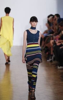 (160919) -- LONDON, SEPT. 19, 2016 -- Models present creations of Pringle of Scotland 2017 Spring Summer collection during London Fashion Week in London, Britain on Sept. 19, 2016. ) BRITAIN-LONDON-FASHION WEEK-PRINGLE OF SCOTLAND HanxYan