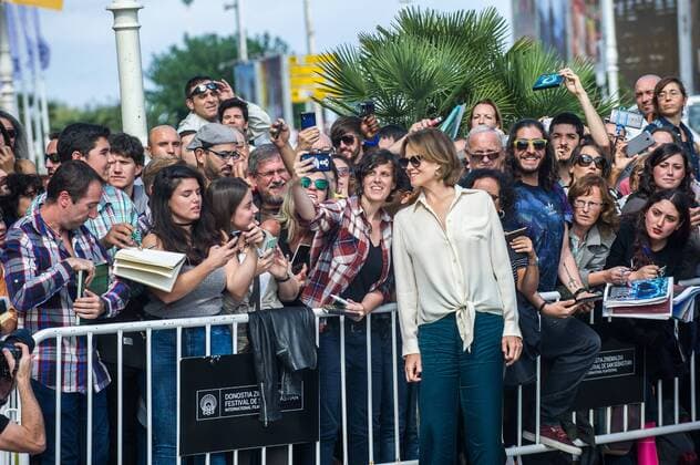 September 20, 2016 - San Sebastian, Guipuzcoa, Spain - Sigourney Weaver attends to the photographers to your arrival at the Hotel Maria Cristina in the 64th San Sebastian International Film Festival on September 20, 2016 in San Sebastian, Spain. San Sebastian Spain  - ZUMAn230