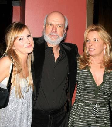 Mar. 7, 2007 - Beverly Hills, CALIFORNIA, USA - JAMES BURROWS AND WIFE AND DAUGHTER -.A NIGHT AT SARDI S -.15th ANNUAL ALZHEIMERS BENEFIT -.BEVERLY HILLS HILTON, BEVERLY HILLS, CALIFORNIA - .03-07-2007 -. NINA PROMMER 2007.K52013NP - ZUMAg49_ 20070307_gaf_g107_072