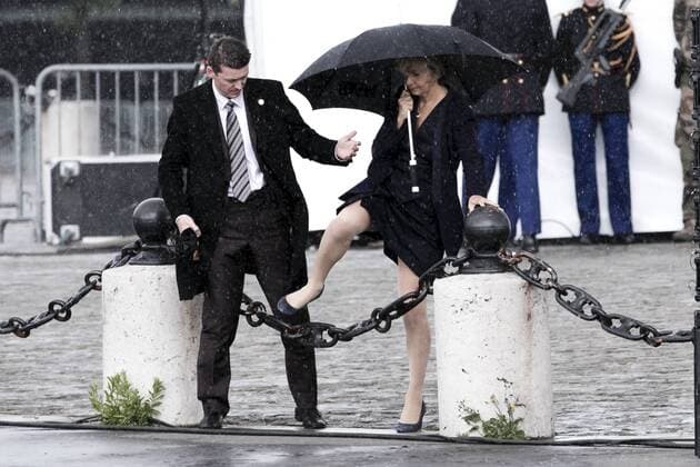 Paris, France le 14 Mai, 2017 - Le president de la rŽpublique participe a la cŽrŽmonie d hommage au soldat inconnu a l Arc de Triomphe - Valerie Pecresse __  Copyright: xVincentxIsorex