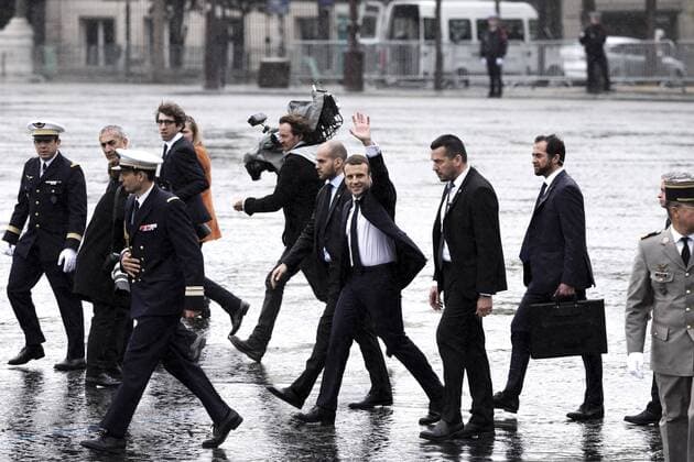 Paris, France le 14 Mai, 2017 - Le president de la rŽpublique participe a la cŽrŽmonie d hommage au soldat inconnu a l Arc de Triomphe - Emmanuel Macron __  Copyright: xVincentxIsorex
