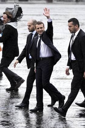 Paris, France le 14 Mai, 2017 - Le president de la rŽpublique participe a la cŽrŽmonie d hommage au soldat inconnu a l Arc de Triomphe - Emmanuel Macron __  Copyright: xVincentxIsorex