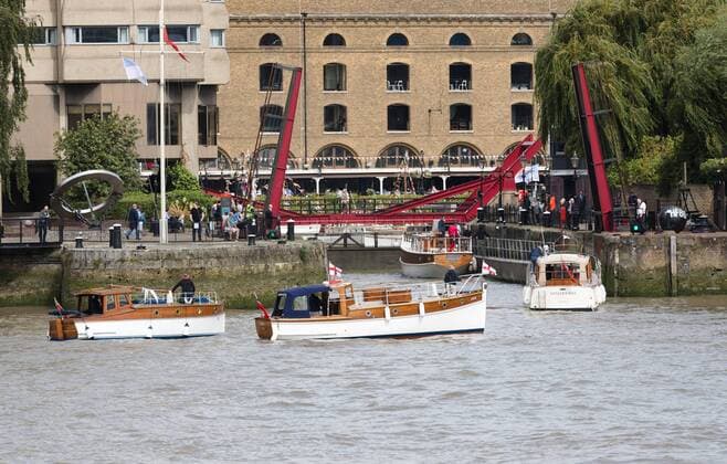 September 6, 2017 - London, London, UK - LONDON, UK. Dunkirk Little Ships and their owners arrive at St Katharine Docks on the River Thames in preparation for the Classic Boat Festival this weekend. The Totally Thames Classic Boat Festival includes 40 vintage work boats, sailing and motor yachts and 14 of the Dunkirk Little Ships. London UK  - ZUMAl94_ 20170906_zaf_l94_027 Copyright: xVickiexFloresx