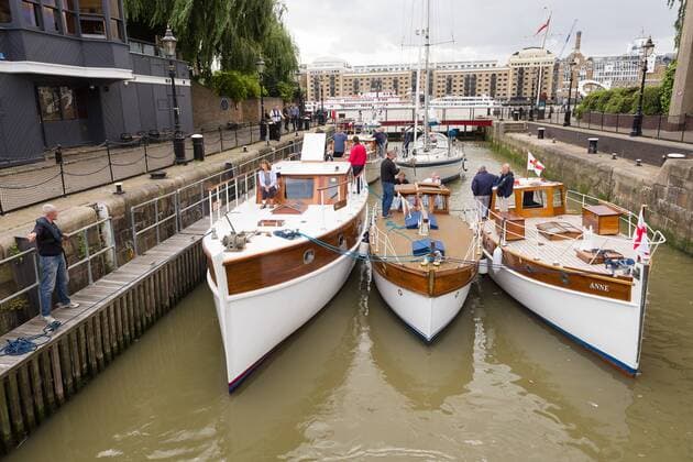 September 6, 2017 - London, London, UK - LONDON, UK. Dunkirk Little Ships and their owners arrive at St Katharine Docks on the River Thames in preparation for the Classic Boat Festival this weekend. The Totally Thames Classic Boat Festival includes 40 vintage work boats, sailing and motor yachts and 14 of the Dunkirk Little Ships. London UK  - ZUMAl94_ 20170906_zaf_l94_026 Copyright: xVickiexFloresx