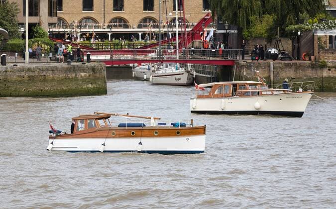 September 6, 2017 - London, London, UK - LONDON, UK. Dunkirk Little Ships and their owners arrive at St Katharine Docks on the River Thames in preparation for the Classic Boat Festival this weekend. The Totally Thames Classic Boat Festival includes 40 vintage work boats, sailing and motor yachts and 14 of the Dunkirk Little Ships. London UK  - ZUMAl94_ 20170906_zaf_l94_028 Copyright: xVickiexFloresx