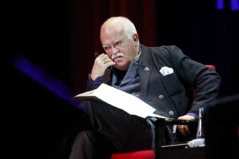 GER, Berlin,20171109, Peter Gauweiler ( deutscher Rechtsanwalt und ehemaliger CSU Politiker) in der Urania bei einer Lesung mit Sahra Wagenknecht ( deutsche Volkswirtin, Publizistin und Politikerin, der Linken) Buchtitel: Couragiert gegen den Strom Über Goethe, die macht und die Zukunft