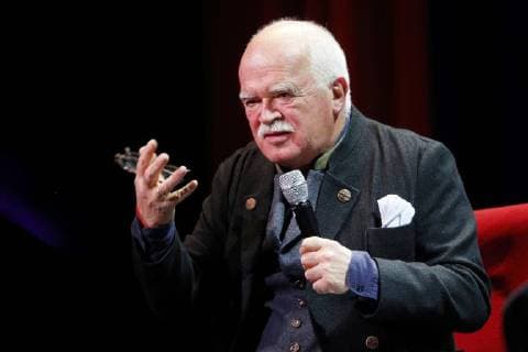 GER, Berlin,20171109, Peter Gauweiler ( deutscher Rechtsanwalt und ehemaliger CSU Politiker) in der Urania bei einer Lesung mit Sahra Wagenknecht ( deutsche Volkswirtin, Publizistin und Politikerin, der Linken) Buchtitel: Couragiert gegen den Strom Über Goethe, die macht und die Zukunft