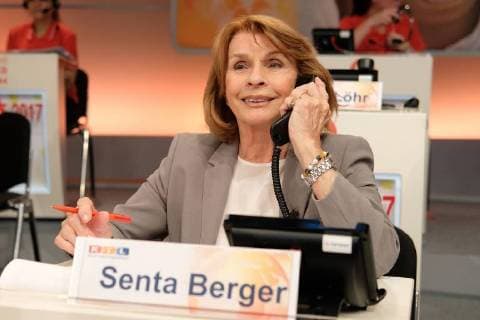 Senta Berger beim RTL Spendenmarathon am 23.11.2017 in Koeln RTL Spendenmarathon 2017 in Koeln