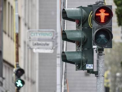 Hannover 29.05.17 DDR AMPELMÄNNCHEN Goethestrasse , Leibnizufer :