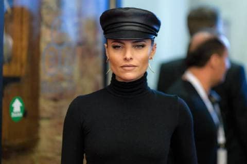 Themen der Woche Bilder des Tages Schauinsland Reisen Cup, Hallenturnier , 07.01.2018 Sophia Thomalla beim Schauinsland Reisen Cup am 07.01.2018 in Gummersbach, , Gummersbach NRW Deutschland Schwalbe Arena