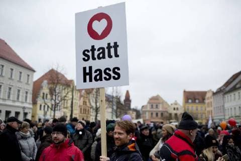Themen der Woche Bilder des Tages Deutschland, Cottbus, Brandenburgs erste Flüchtlings-Demonstration, 03.02.2018