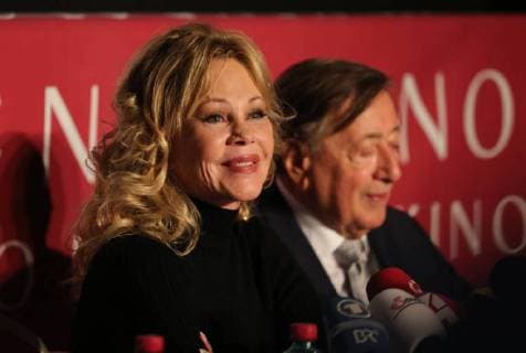 Themen der Woche Bilder des Tages Melanie GRIFFITH first event ofter here nose op Wien, Lugner City, 07.02.2018 Melanie GRIFFITH , Richard LUGNER