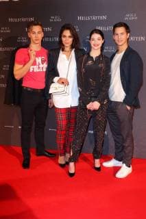 Themen der Woche Bilder des Tages Heilstätten Premiere in Berlin Timmi Trinks + Nilam Farooq + Lisa-Marie Koroll + Tim Oliver Schultz bei der Premiere zu dem Film - Heilstaetten - im Stummfilmkino - Delphi -, in der Gustav-Adolf-Strasse 2, Berlin Copyright imago stock&people GmbH Tinkeres Datum: 07.02.2018 Film Heilstaetten