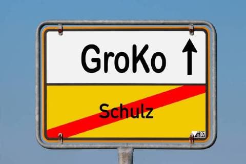 Themen der Woche Bilder des Tages Symbolbild zum Scheitern von Martin Schulz, SPD: Ortsschilder mit Aufschrift Groko und Schulz