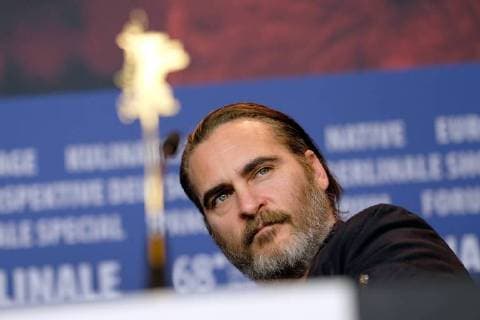 Themen der Woche Bilder des Tages SchauspielerJoaquin Phoenix während der Pressekonferenz zum Film DON T WORRY, HE WON T GET FAR ON FOOT anlässlich der 68. Berlinale snapshot-photography xK.M.Krause