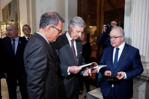 King Philippe - Filip of Belgium pictured during a royal visit to the La Famille royale fait la Une exposition organized by the Soirmag magazine, Wednesday 07 March 2018 in Brussels. The weekly publication is celebrating their 90th anniversary with an exhibition of 300 magazine covers featuring the Royal Family F. Andrieu Agencepeps Reporters Roi Philippe durand la visite de l exposition La Famille royale fait la Une organisÃ  F.ANDRIEU