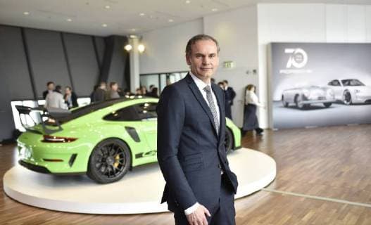Jahrespresseokonferenz der Porsche AG Jahrespresseokonferenz der Porsche AG im Porsche Museum Stuttgart Zuffenhausen Oliver Blume ( Vorstandsvorsitzender ) Copyright: 7aktuell.dex xOskarxEyb