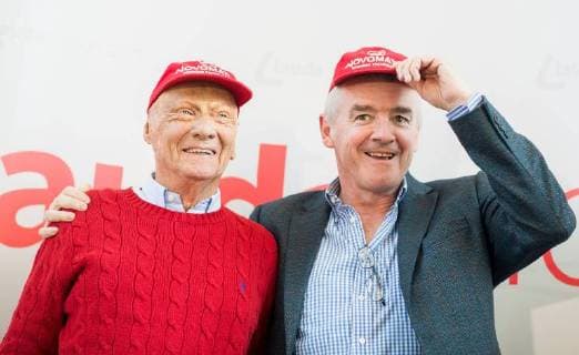Themen der Woche Bilder des Tages Wien 28.03.2018, Haas Haus, Wien, AUT, Laudamotion, Pressegespraech mit Niki Lauda, im Bild Vorsitzender Ryanair Michael O Leary und Niki Lauda CEO of Ryanair Michael O Leary and Niki Lauda during media conference of Laudamotion in Vienna, Austria on 2018 03 28.