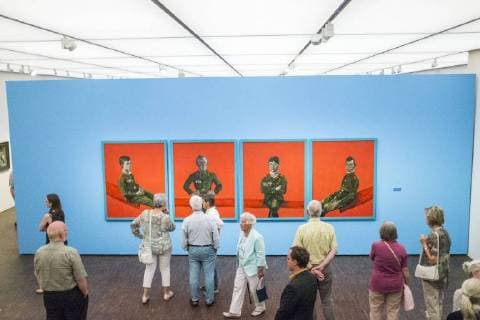 Entertainment Themen der Woche KW26 Entertainment Bilder des Tages Hinter dem Horizont , Kunst der DDR aus den Sammlungen des Staatlichen Museums Schwerin, Blick in die Ausstellung. Das Staatliche Museum Schwerin zeigt vom 6. Juli bis 7. Oktober 2018 eine Auswahl von Werken aus seinen Sammlungen zur Kunst der DDR und stellt damit ein breites Spektrum an künstlerischen Positionen vor. Schwerin