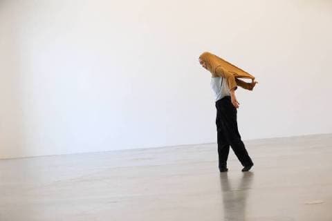 Entertainment Bilder des Tages Naima Ferre während der Fotoprobe für die performative Ausstellung Inside Out im Rahmen des Festivals Tanz im August im Kindl Zentrum für zeitgenössische Kunst in Berlin, 8. August 2018. Premiere ist am 16. August 2018. Choreografie Isabelle Schad. Festival Tanz im August Inside Out