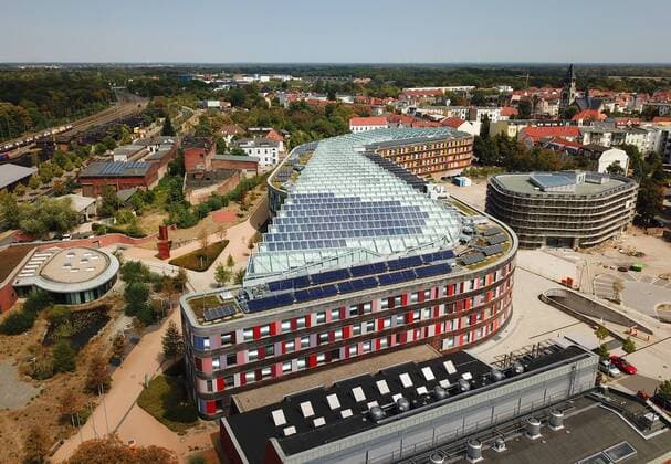 07.08.2018 Das deutsche Umweltbundesamt ( UBA ) ist die zentrale Umweltbehörde der Bundesrepublik Dessau Dessau-Roßlau Rosslau Roßlau Stadtansicht Luftaufnahme Ansicht Luftbild Sachsen Anhalt copyright