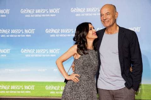 Entertainment Bilder des Tages Heiner Lauterbach mit Gattin Viktoria Lauterbach bei der Premiere des Kinofilms Grüner wird s nicht, sagte der Gärtner und flog davon im Filmtheater Sendlinger Tor. München, 27.08.2018