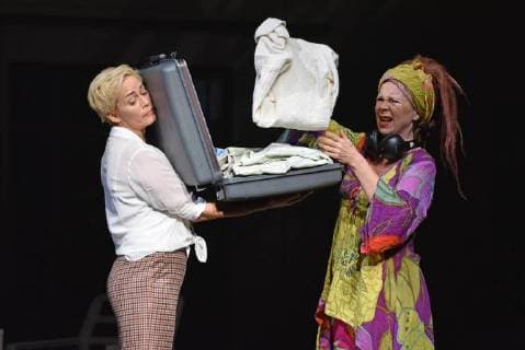 Entertainment Bilder des Tages Gesine Cukrowski, Marion Kracht bei der Fotoprobe zum Theaterstück Willkommen bei den Hartmanns in der Komödie am Kurfürstendamm im Schiller Theater in Berlin am 19.09.2018