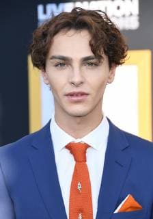 24 September 2018 - Los Angeles, California - Stevie Ruffs. A Star is Born Los Angeles Premiere held at The Shrine Auditorium. Photo Credit: Birdie Thompson AdMedia 230484 2018-09-24 CA Los Angeles Etats-Unis  Copyright: xAdMediax STAR_230484_203