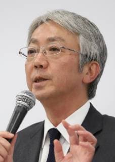 September 28, 2019, Tokyo, Japan - Japan s automaker Subaru president Tomomi Nakamura announces that the workers rewriting of measument values at the final vehicle inspection including brake test at their plants during a press conference at Subaru s headquarters in Tokyo on Friday, September 28, 2018.  (86764991)