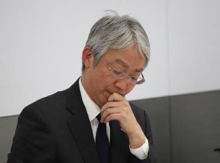 September 28, 2019, Tokyo, Japan - Japan s automaker Subaru president Tomomi Nakamura announces that the workers rewriting of measument values at the final vehicle inspection including brake test at their plants during a press conference at Subaru s headquarters in Tokyo on Friday, September 28, 2018.  (86765032)