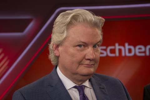 Sigmund GOTTLIEB, ehem. ARD-Moderator, Portraet, Porträt, Portrait, angeschnittenes Einzelbild, Einzelmotiv, in der Sendung MAISCHBERGER, ARD, Thema der Sendung: Watschn für die Volksparteien: Wer braucht noch Union und SPD?