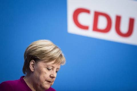 News Themen der Woche KW44 News Bilder des Tages Bundeskanzlerin Angela Merkel, CDU, aufgenommen im Rahmen einer Pressekonferenz nach der Landtagswahl in Hessen in Berlin, 29.10.2018. Aufgrund des schlechten Abschneidens der CDU hat Merkel angekuendigt, nicht mehr fuer den CDU-Parteivorsitz zu kandidieren. Berlin Deutschland