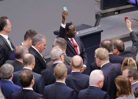 News Themen der Woche KW45 News Bilder des Tages Deutschland, Berlin, Bundestag, (61. Sitzung), Bundestag stimmt für das Renten­paket der Bundes­regierung, 08.11.2018